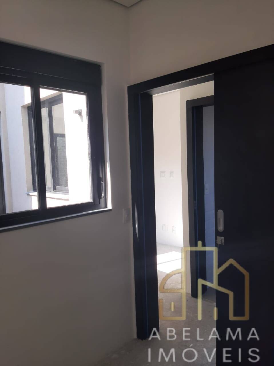 Apartamento à venda com 2 quartos, 61m² - Foto 9