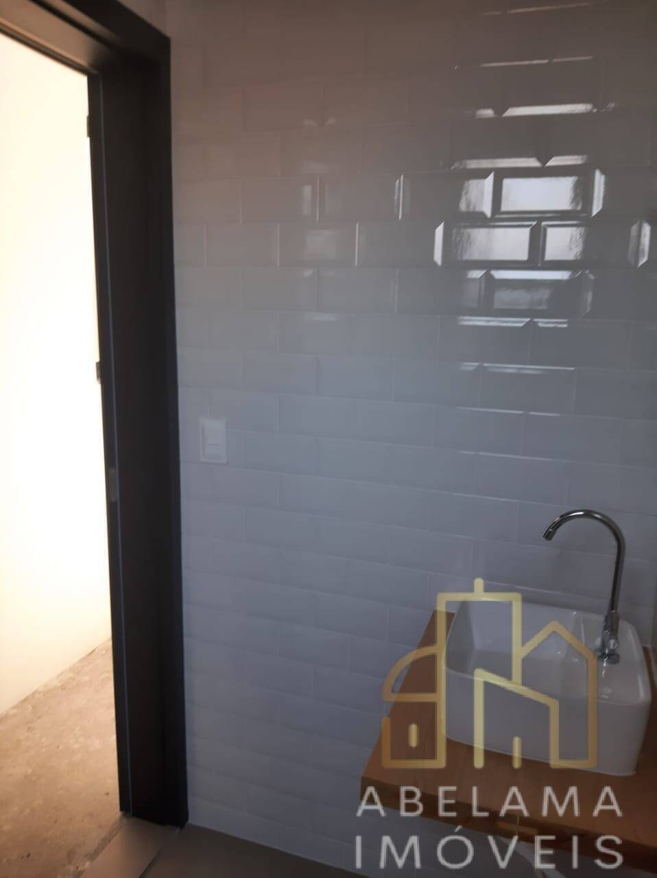 Apartamento à venda com 2 quartos, 61m² - Foto 19