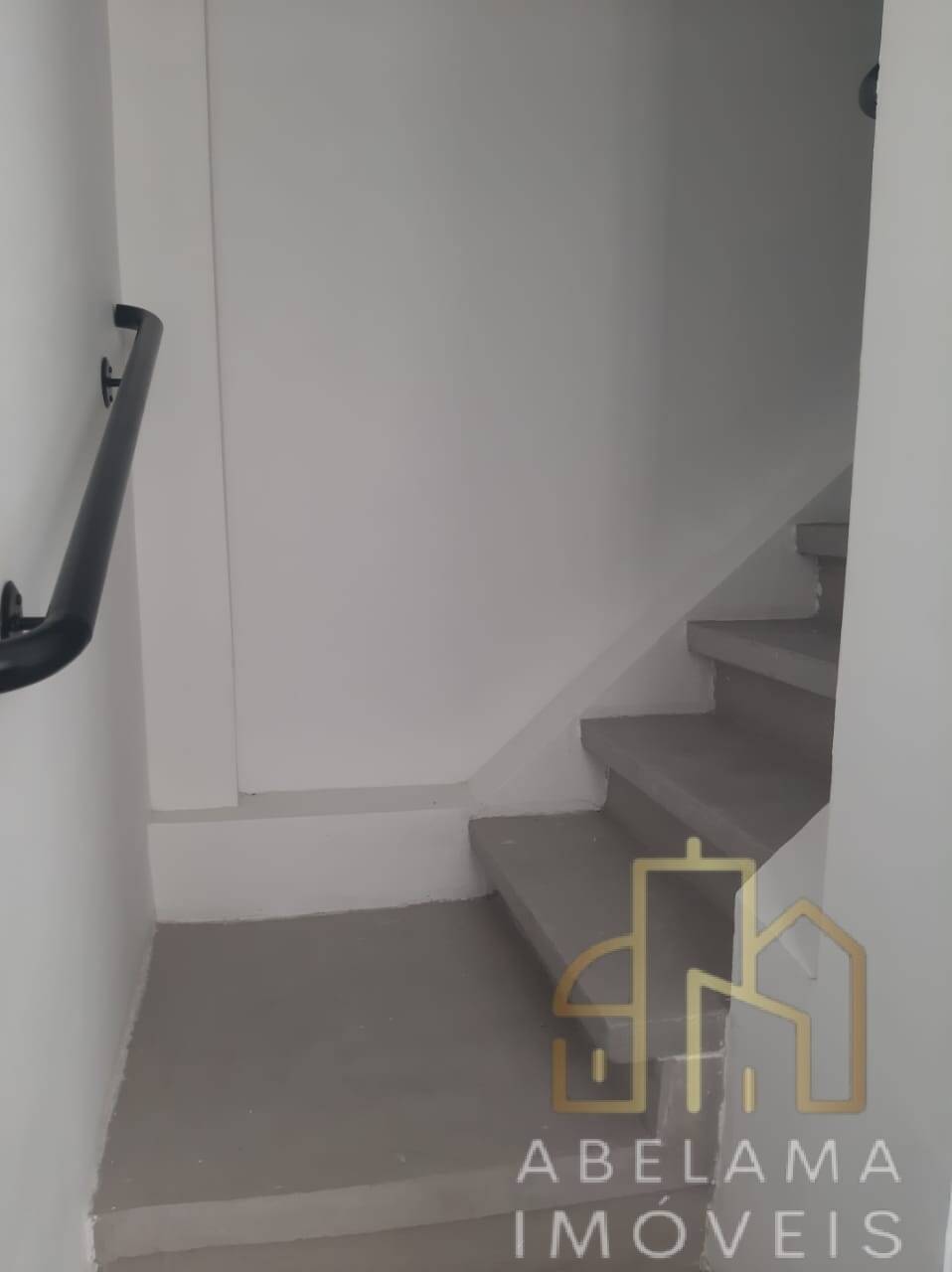 Apartamento à venda com 2 quartos, 61m² - Foto 6