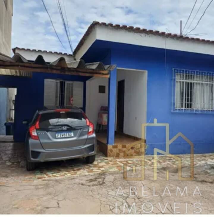 Casa à venda com 4 quartos, 150m² - Foto 1