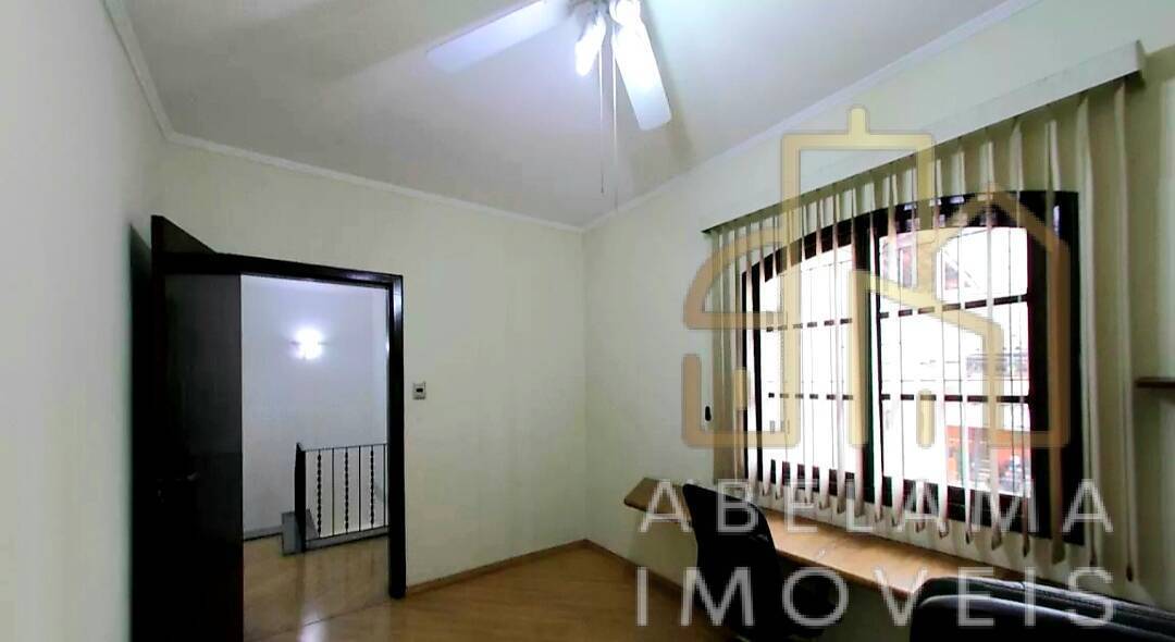 Sobrado à venda com 4 quartos, 238m² - Foto 26