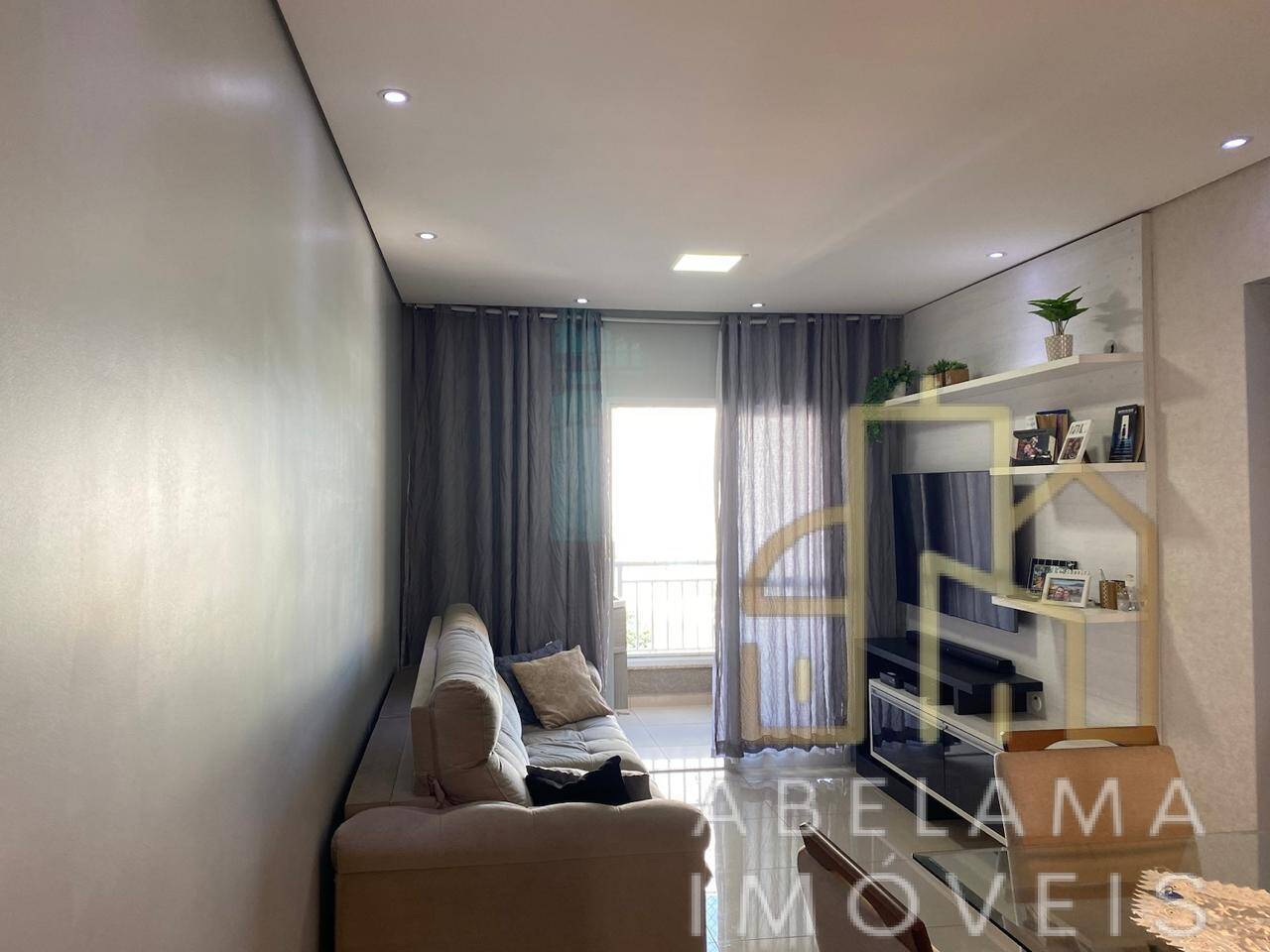 Apartamento à venda com 2 quartos, 63m² - Foto 3