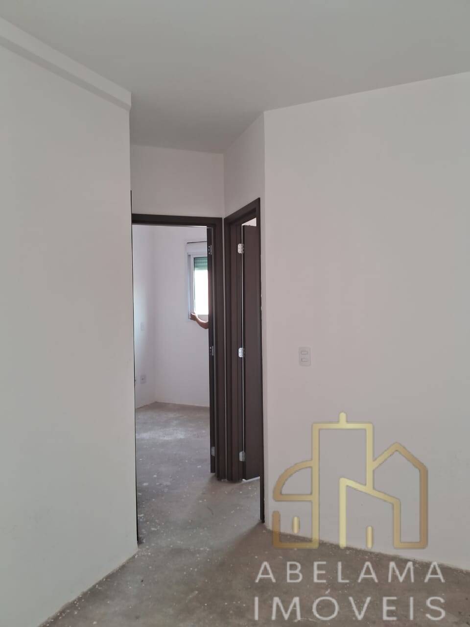 Apartamento à venda com 2 quartos, 63m² - Foto 2