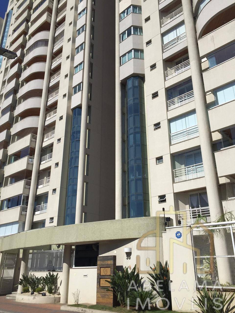 Apartamento à venda com 3 quartos, 110m² - Foto 23