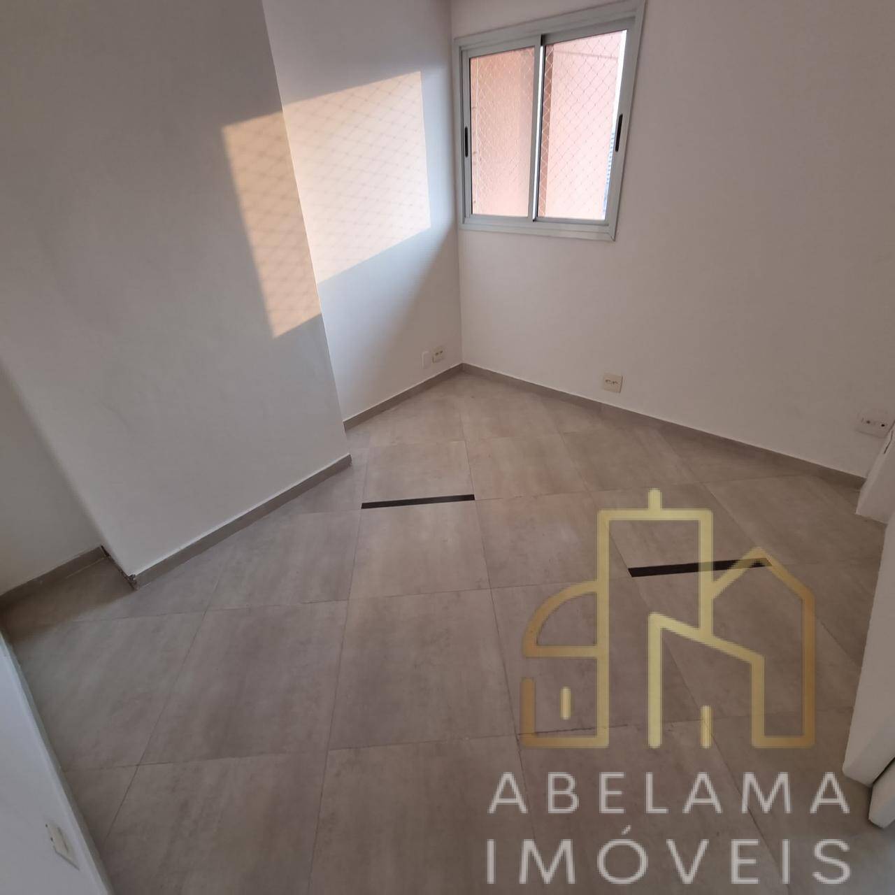 Apartamento à venda com 2 quartos, 83m² - Foto 12