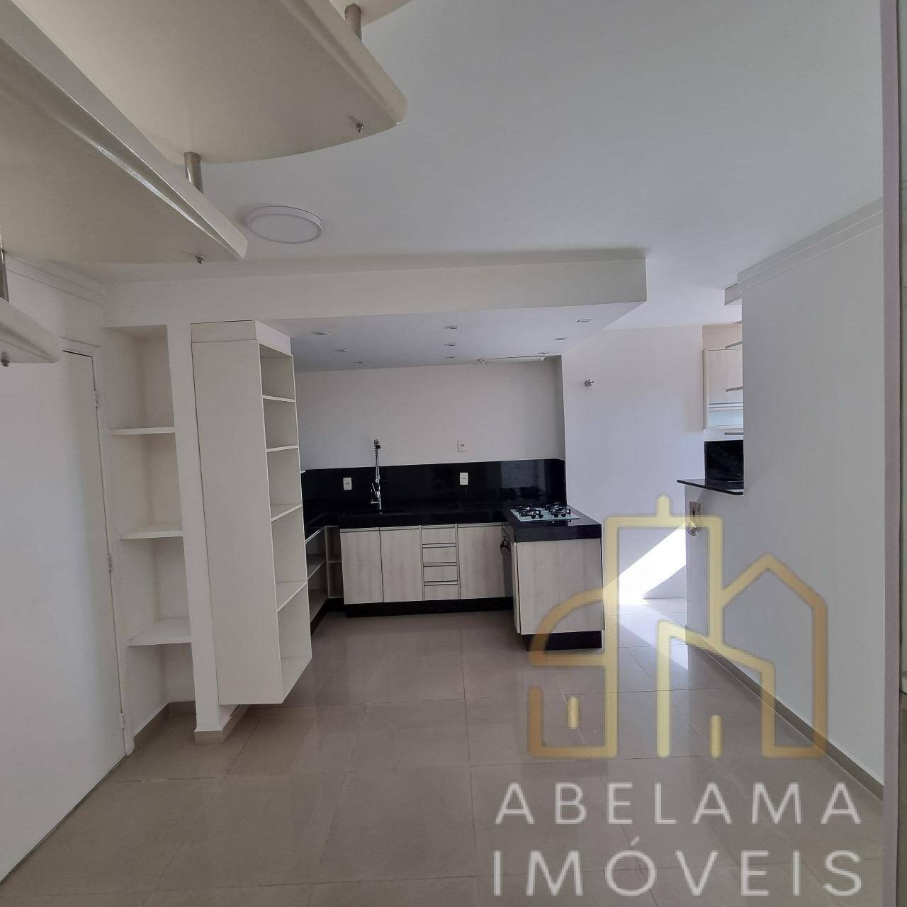 Apartamento à venda com 2 quartos, 83m² - Foto 1