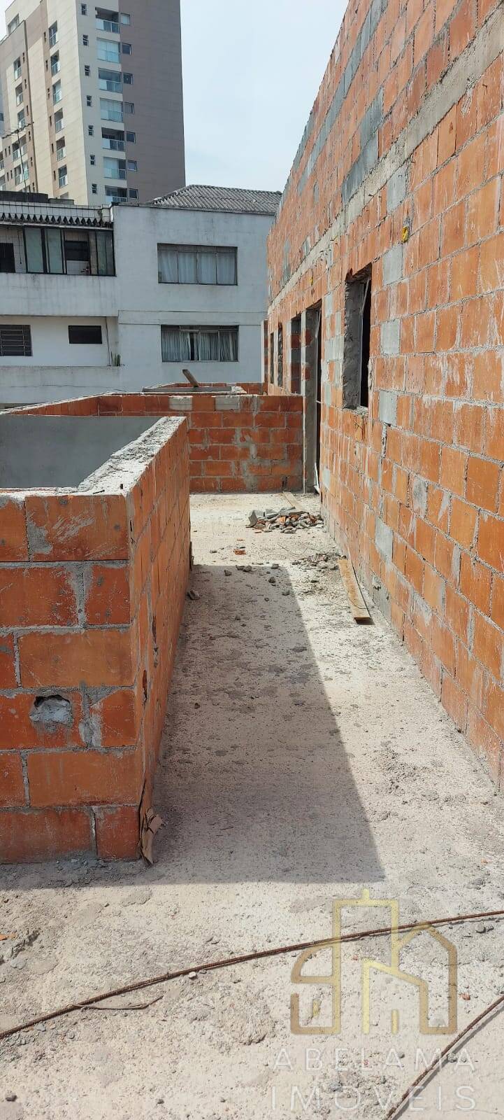 Cobertura à venda com 2 quartos, 90m² - Foto 8