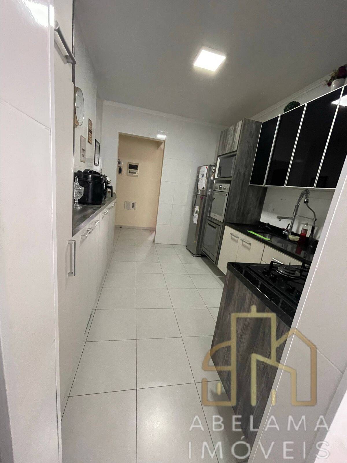 Apartamento à venda com 3 quartos, 123m² - Foto 5