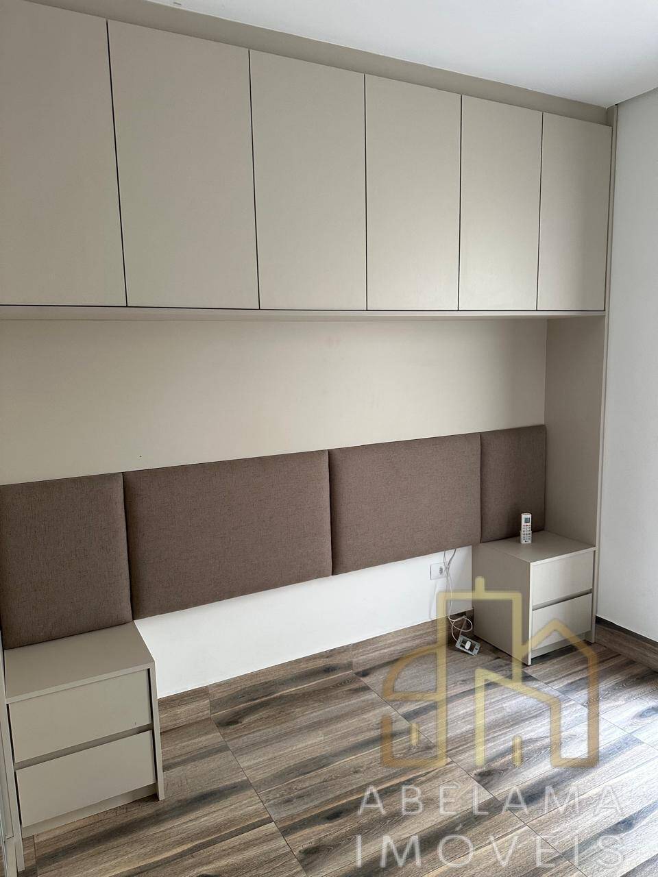 Apartamento à venda com 2 quartos, 68m² - Foto 5