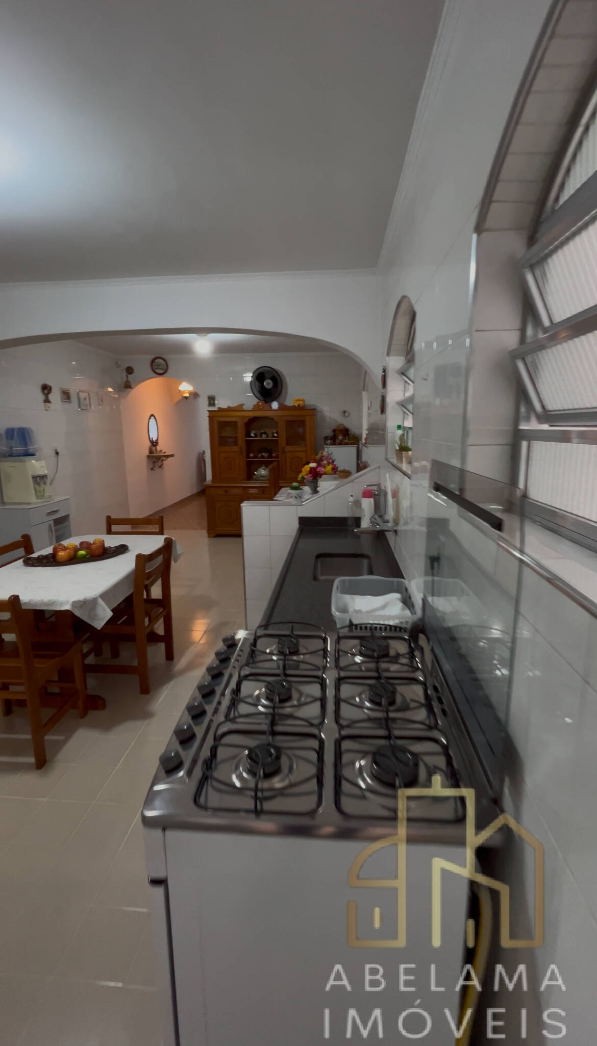 Sobrado à venda com 3 quartos, 244m² - Foto 3