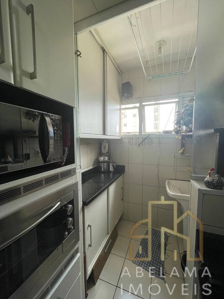 Apartamento à venda com 3 quartos, 63m² - Foto 7