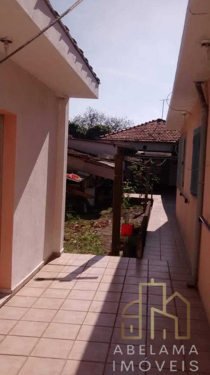 Casa à venda com 4 quartos, 400m² - Foto 7