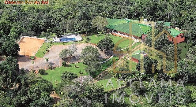 Fazenda à venda com 4 quartos, 8000m² - Foto 1